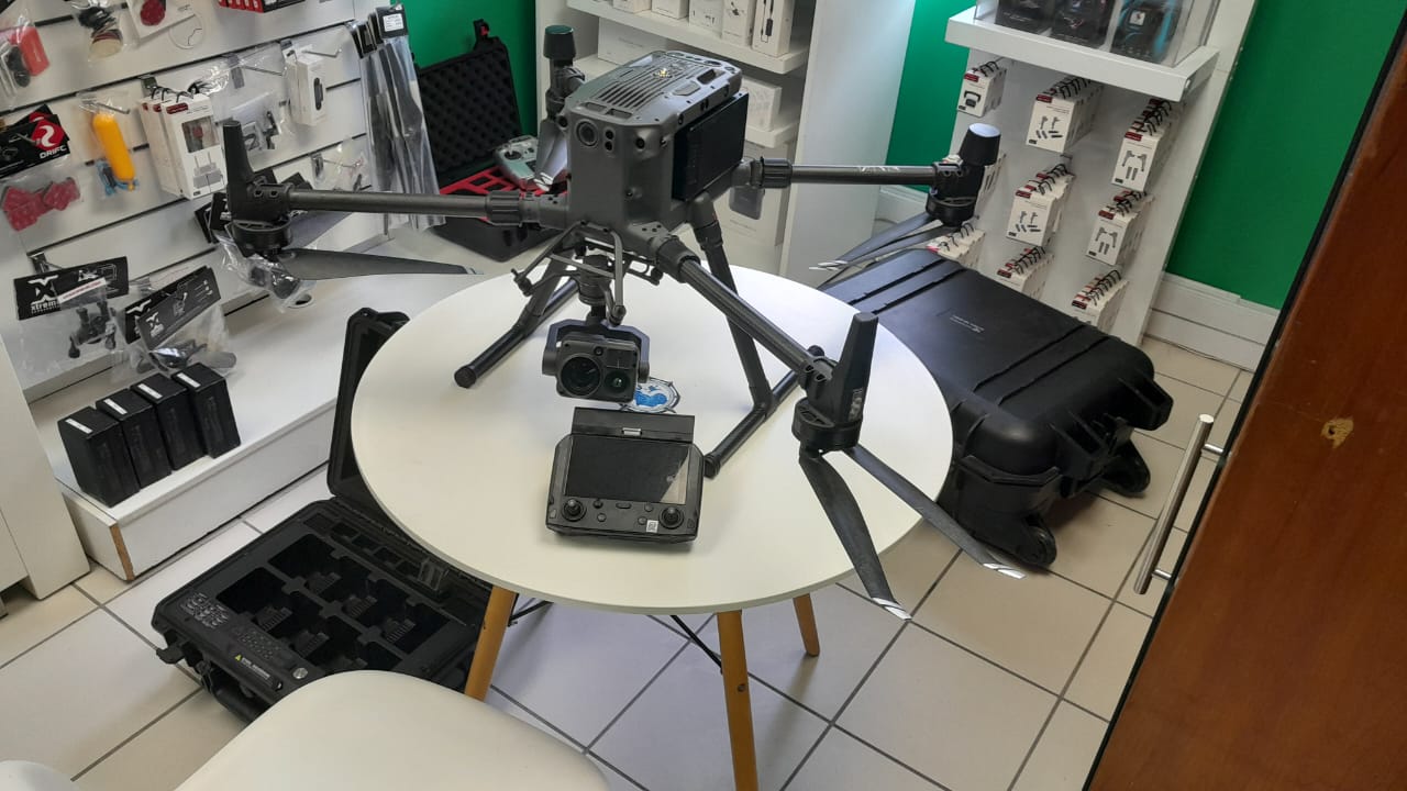 Pre-Loved DJI M300 RTK and H20T Kit with Accessories