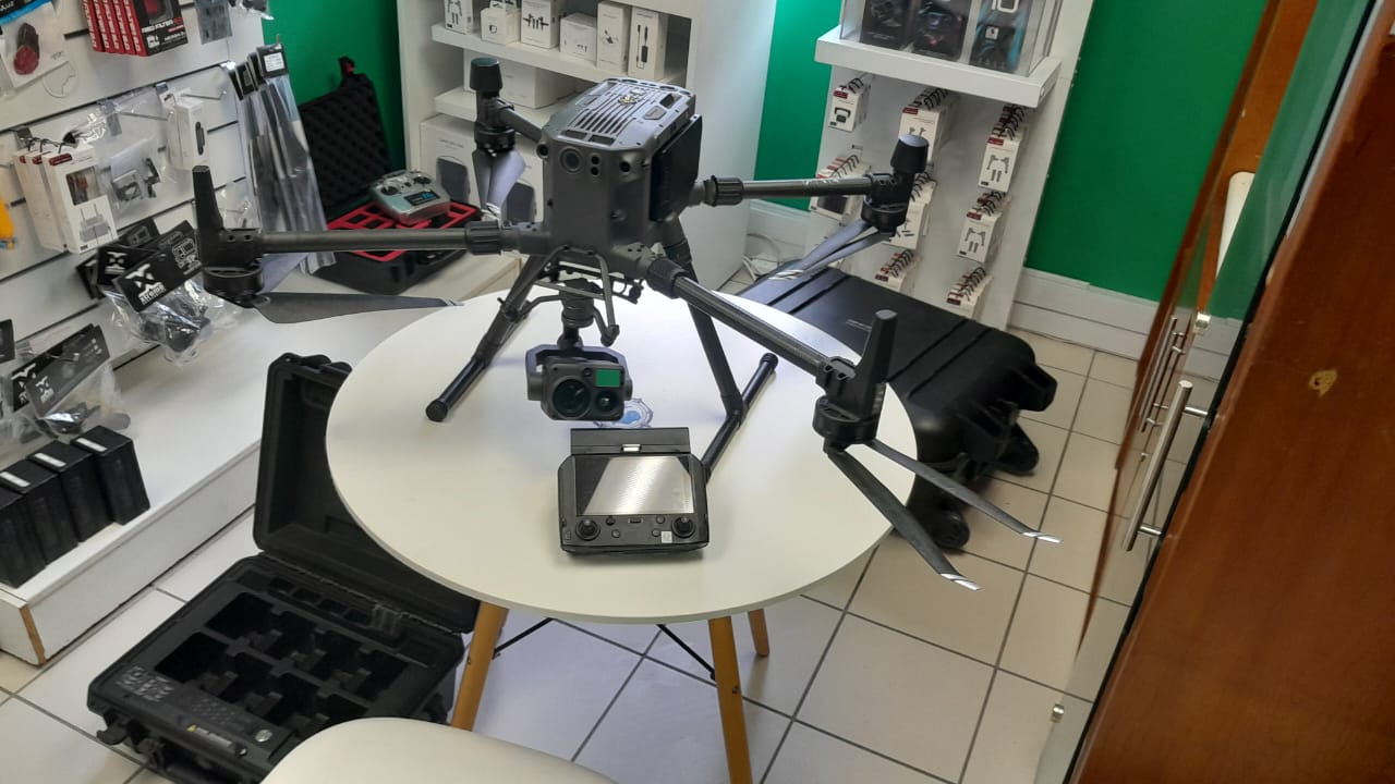 Pre-Loved DJI M300 RTK and H20T Kit with Accessories