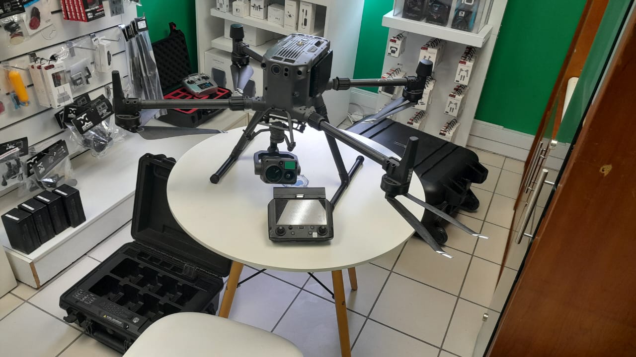 Pre-Loved DJI M300 RTK and H20T Kit with Accessories